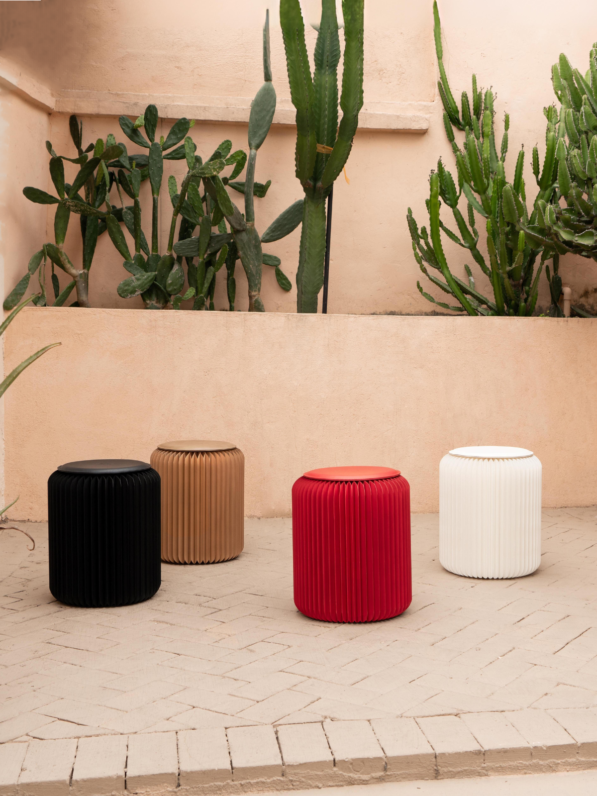 4 foldable stools among plants eco-friendly-black-brown-red-white